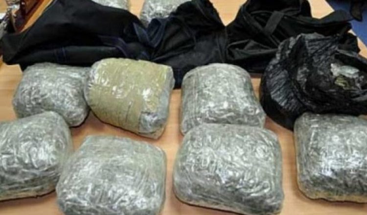 Paraburgim për pesë persona, u ndaluan me 11 kilogramë drogë