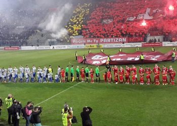 Derbi vendos titullin ose  mbijetesës, ja formacionet zyrtare