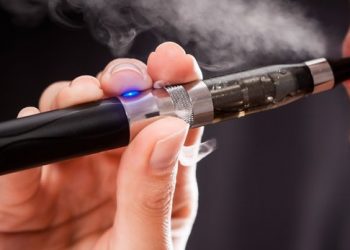 Cigaret elektronike, të rrezikshme për zemrën?