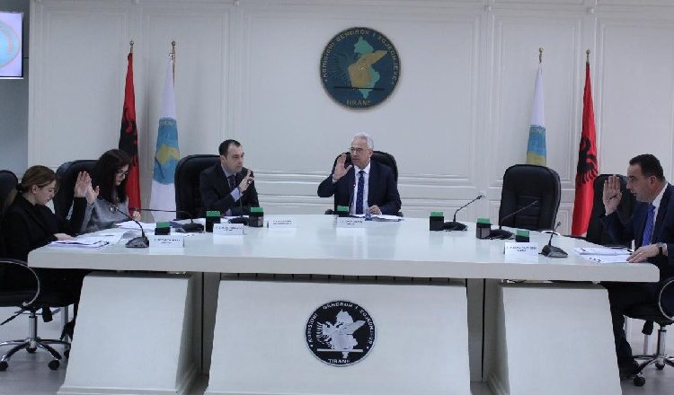 Bollano dhe Themleko kandidojnë si të pavarur në zgjedhjet e 30 qershorit