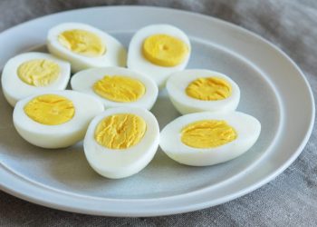 Ja çfarë i ndodh trupit nëse hani vezë të ziera çdo ditë