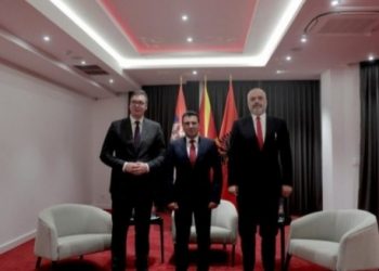 FOTO/ “Minishengeni Ballkanik”, Rama takohet me Zaev dhe Vuçiç në Samitin e Ohrit