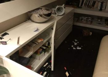 Tërmeti pak minuta me parë, dëme materiale ne Durrës FOTO