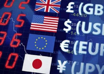 Euro dhe dollari bëjnë kthesën, çfarë ka ndodhur sot me paundin britanik?