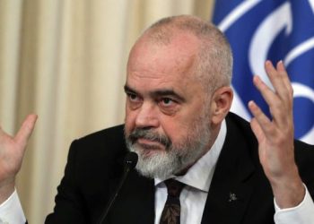Kurba e ecurisë së koronavirusit/ Rama: Me ndihmën e Zotit dhe rezistencën e madhe, ne do t’ia dalim