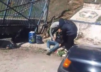 Shqiptarët e mbetur në doganë dërgohen për karantinim 14 ditë në një hotel në Korçë