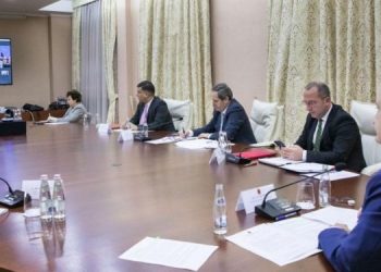 Meta, Rama dhe Basha bashkë online kundër COVID, ambasadorja e SHBA: Udhëheqje e vërtetë