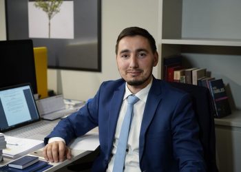 Shqipëria kontrast të thellë me Kosovën për mbrojtjen e të drejtave të njeriut gjatë pandemisë