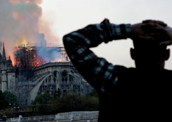 Një vit nga djegia e Notre-Dame, ja pikëpyetjet e mëdha që s’kanë ende përgjigje