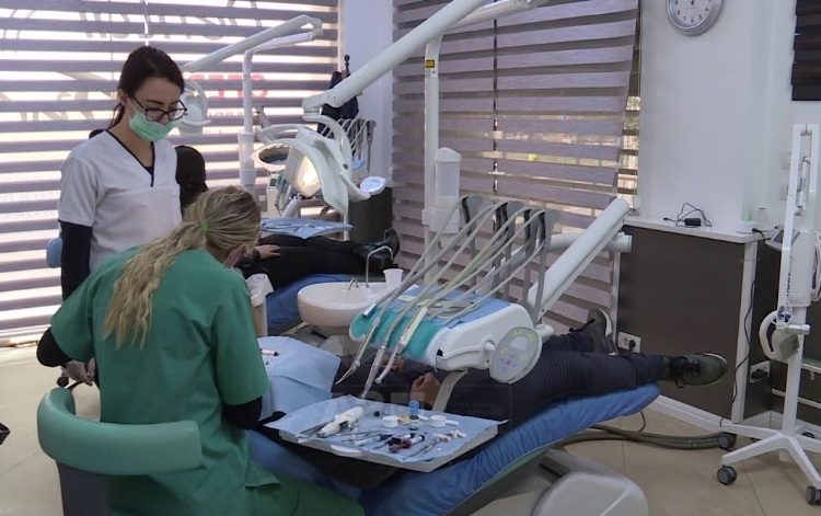 Urdhri i Stomatologëve-Manastirliut: Të hapen klinikat dentare në 4 maj, dentistët kanë kredi