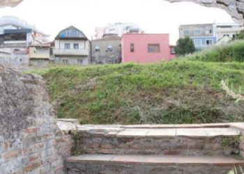 Tërmeti në Durrës krijon pas 55 vitesh mundësinë për të zbuluar një monument të madh të antikitetit