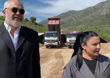 “Nga rihapja e garës për aeroportin tek Lungomare 3”, Rama tregon projektet që do të rinisin në Vlorë