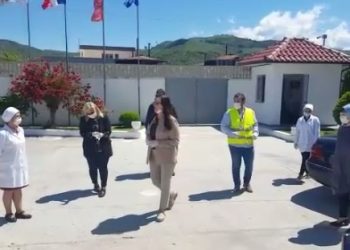 Inspektime në 4 fasoneri në Berat/ Tolerancë zero ndaj subjekteve që nuk zbatojnë protokollin e kuq të sigurisë