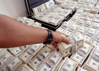 I bllokohet llogaria bankare 400 mijë dollarë biznesmenit të njohur në Tiranë