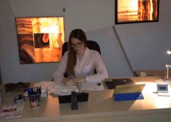 Askush nuk duhet të hesht më ! Stop monstrat pranë nesh ! Nga psikologe klinike :Antonela Rama