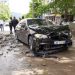 Elbasan, makina del nga rruga e përplaset me një taksi, shkatërrohen të dy mjetet, plagoset një prej drejtuesve