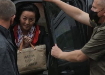 Konsultat për ‘Zgjedhoren’, Kim mbledh në rezidencë Gjiknurin, Bylykbashin, Hajdarin e Vasilin