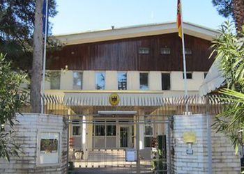 COVID-19/ Ambasada gjermane jep njoftimin e rëndësishëm. Mbyllet zyra e vizave dhe pasaportave