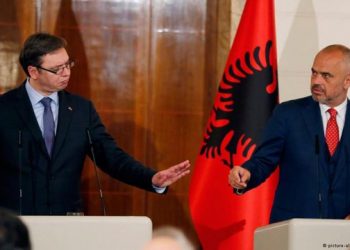 Rama: Vuçiç nuk ka shans të negociojë me Perëndimin për shqiptarët. Mund të shkojë edhe në Hënë, por në fund do të ulet me ne