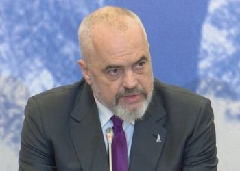 Pasi njoftoi se do të kandidojë në Vlorë, Rama mbledh drejtorët dhe asamblenë e socialistëve në qytetin bregdetar