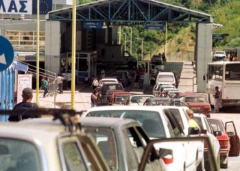 Njoftim i rëndësishëm/ Sot, asnjë shqiptar nuk kalon dot drejt Greqisë nga Kapshtica