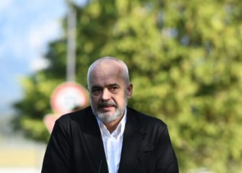 Rama thirrje grave greviste në Ballsh: Mbylleni grevën, do jem aty menjëherë!