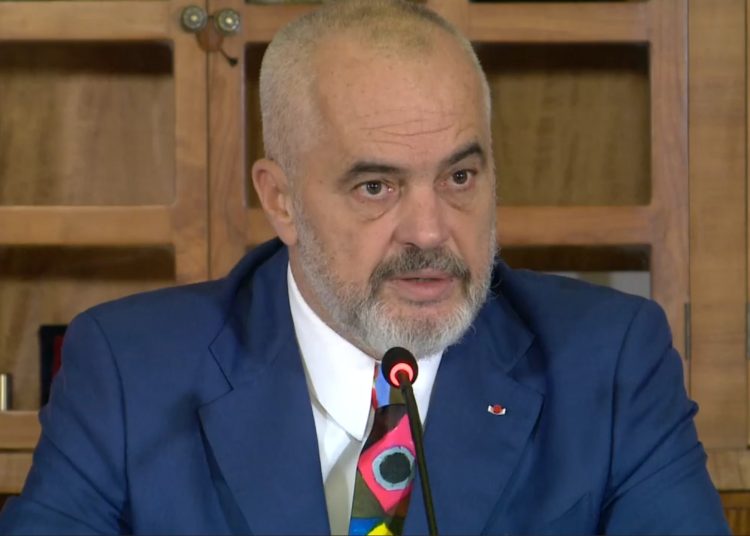 Qeveria merr vendimin, Rama: Duke nisur nga java tjetër maskat janë të detyrueshme me ligj