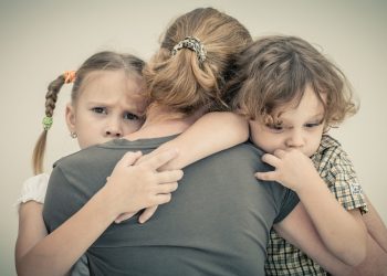 Cilat sëmundje i trashëgojmë nga babai, e cilat nga nëna