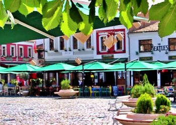 Peleshi poston videon e transformimit të Korçës. Rama: Shqipëria europiane një premtim që kthehet në realitet (VIDEO)