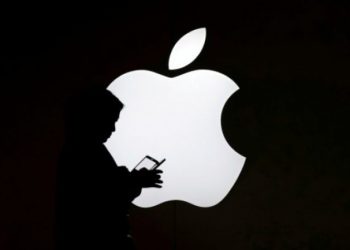 Apple blenë nga një kompani në çdo tri-katër javë