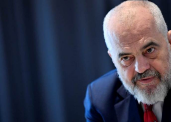111-vjetori i lindjes, Rama poston foton e Nënë Terezës: Ju uroj ditë të paqtë