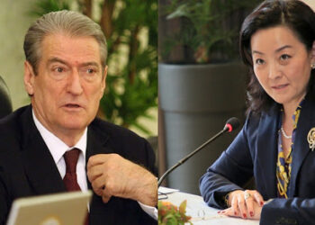 LAJM I FUNDIT/ Berisha tha se nuk do ta lërë mandatin si deputet, reagon ashpër Kim: Do të përdorim të gjitha…