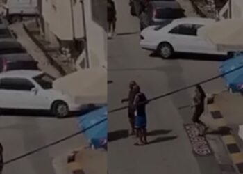 Ndodh në Durrës! Pushuesi nuk i dha lekët e parkingut, pronarja e hotelit në Durrës e ndjek nga pas me shkop
