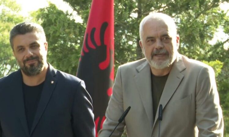 Operacioni për riatdhesimin e shqiptarëve nga Siria, Rama: Dy persona refuzuan riatdhesimin, po mbahen peng