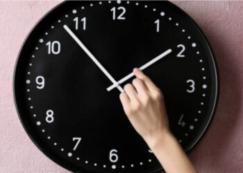 A do të ndryshojë ora sivjet? Vjen më në fund njoftimi zyrtar