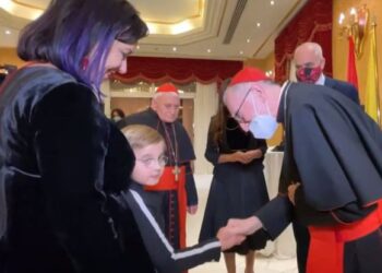 Rama në Romë i shoqëruar bashkë me Lindën dhe Zahon ka një mesazh të rëndësishëm: E kam të vështirë të shpreh…