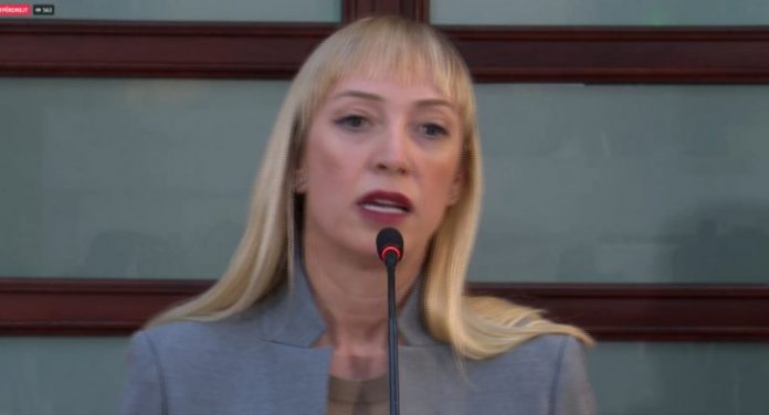 Reshjet në vend/ Krifca: Në ndjekje dinamike të nivelit të prurjeve. Strukturat në gatishmëri për çdo ndërhyrje