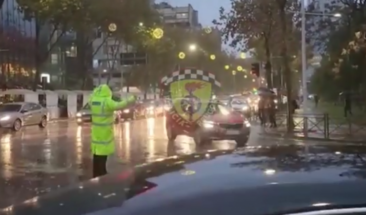 Trafik i rënduar në Tiranë/ Reagon policia: Rrugët që duhet të shmangni