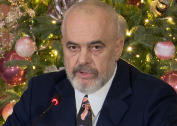 “Emisioni më i ndjekur në Holandë nis Vitin e Ri nga Shkodra”, Rama nxjerr videon