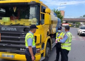 Gjoba të majme e deri në heqjen e patentës/ Kufizohet lëvizja e automjeteve të rënda brenda Unazës së Vogël