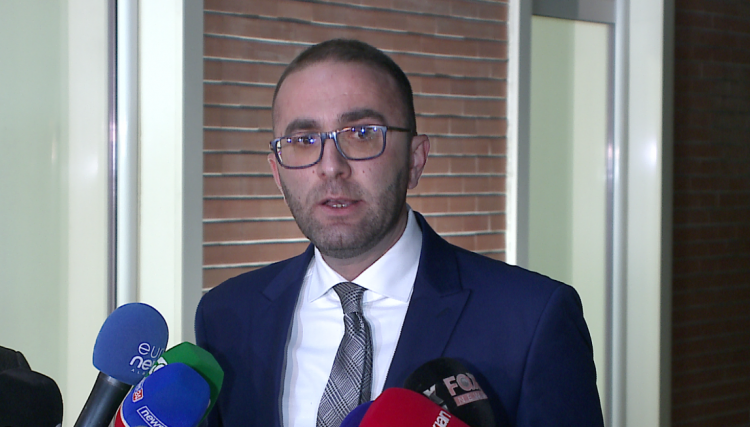 “Zgjidhja vjen vetëm nëpërmjet bashkimit”/ Bardhi: Të tërhiqen Basha dhe Berisha