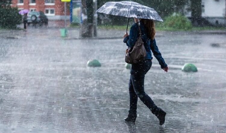 Ulen temperaturat, reshje dhe vanësira në të gjithë vendin