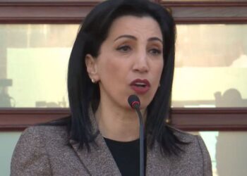 Ministrja Kushi tregon se cilët studentë përfitojnë bursa: Ja për kë do të ketë pagesë ekstra