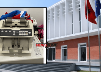 DEL FOTO/ Pas “spastrimit” të selisë blu, gjendet një makineri që numëron paratë “brenda zyrës së Bashës”