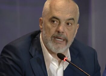 Rama tregon çfarë duhet të bëjnë anëtarët e partisë: Të mos presim që kryetarit të bashkisë t’i dalë boja apo të përfundojë në burg
