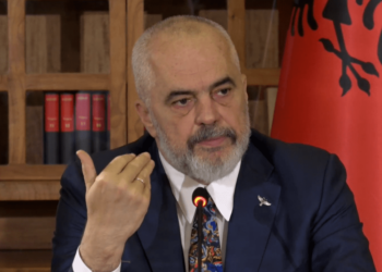 Rama drejtuesve të bankave: Për ju kam vetëm fjalë të këqija, të marrësh kredi, njësoj si lindjet në maternitet