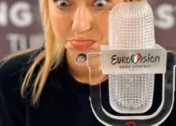 Nga fotoja me kupën te momentet duke qarë- Ronela Hajati zbulon pamjet e papublikuara nga “Eurovision”