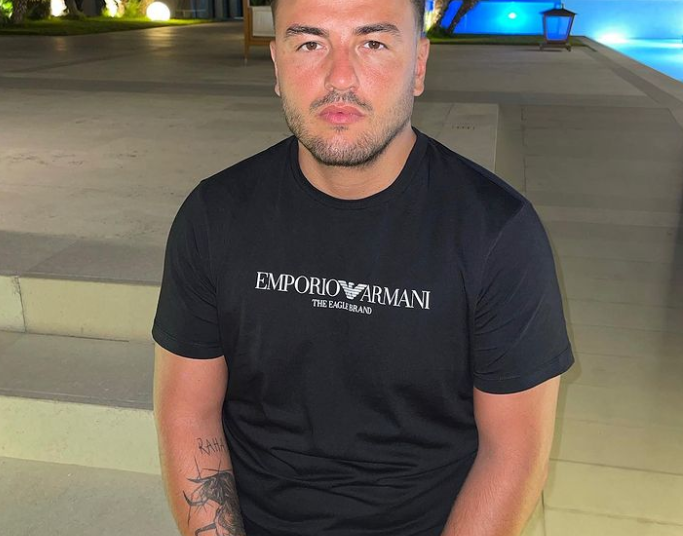 Ardian Bujupi pjesë e ‘Big Brother VIP’? Këngëtari bën postimin e dyshimtë