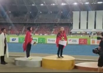 E turpshme! Luiza Gega fiton medaljen e artë, alegjerianët i vendosin himn tjetër dhe jo atë të Shqipërisë (video)