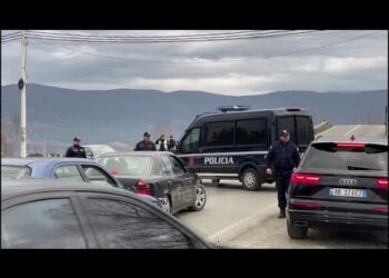 Kufizimet në 17 akse nisin që të hënën! Ja rrugët që bllokohen për samitin në Tiranë